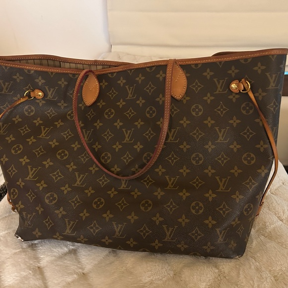 Louis Vuitton Handbags - Louis Vuitton Neverful GM Monogram Brown Tote Bag